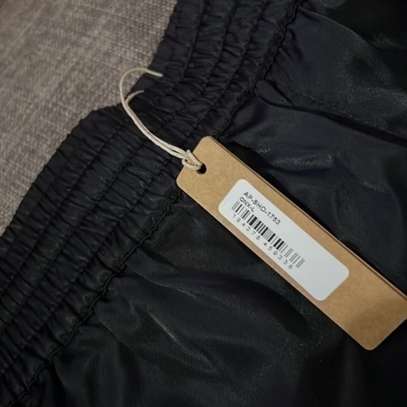 Skims Utility Sport Short - Picture 3 of 4